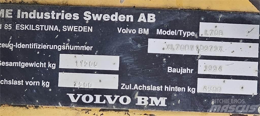 Volvo BM L 70 B لوادر بعجل