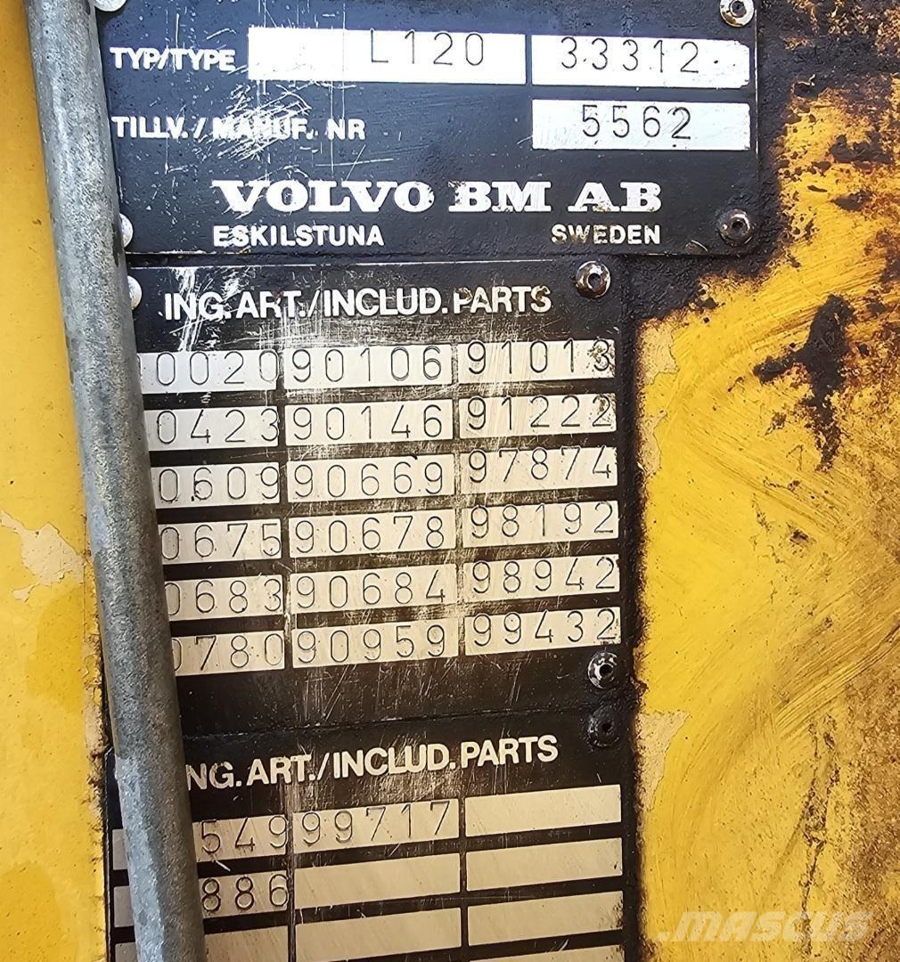 Volvo BM L120 لوادر بعجل