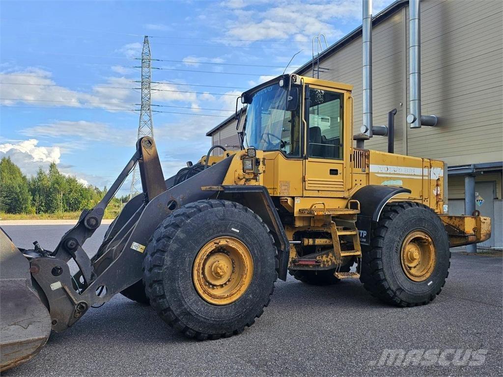 Volvo BM L120C لوادر بعجل