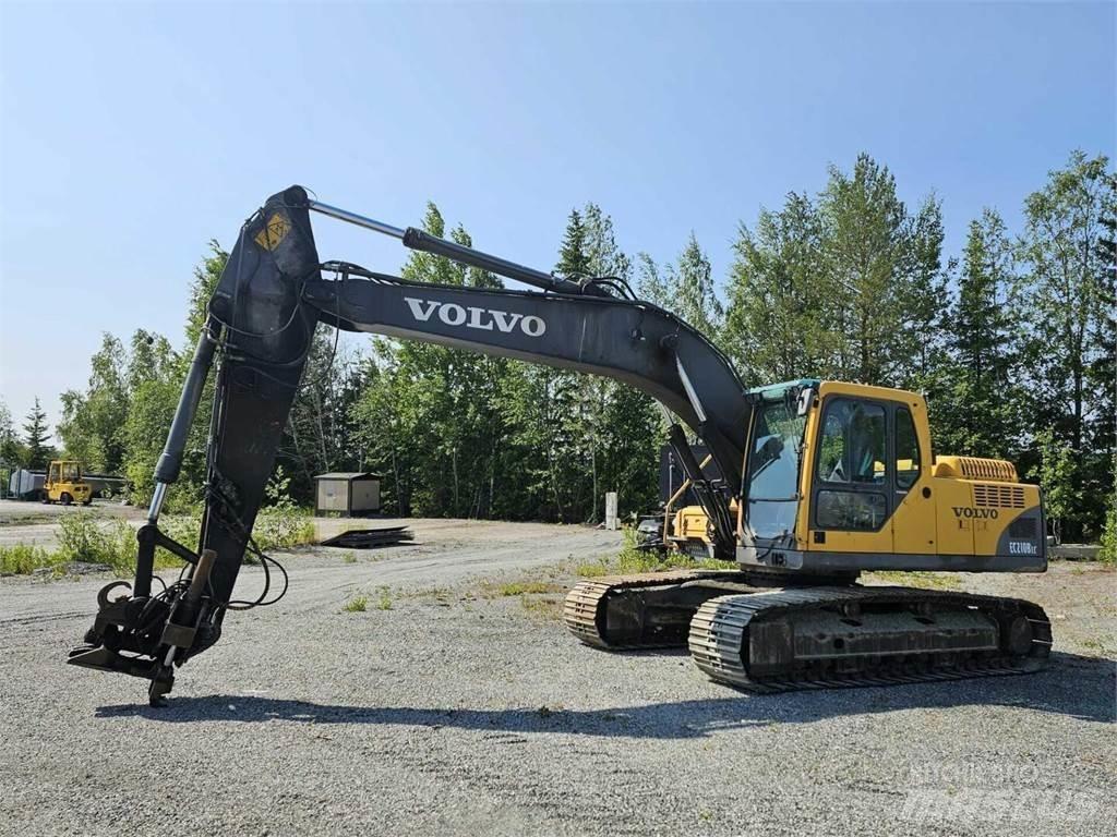 Volvo EC 210 B LC حفارات زحافة