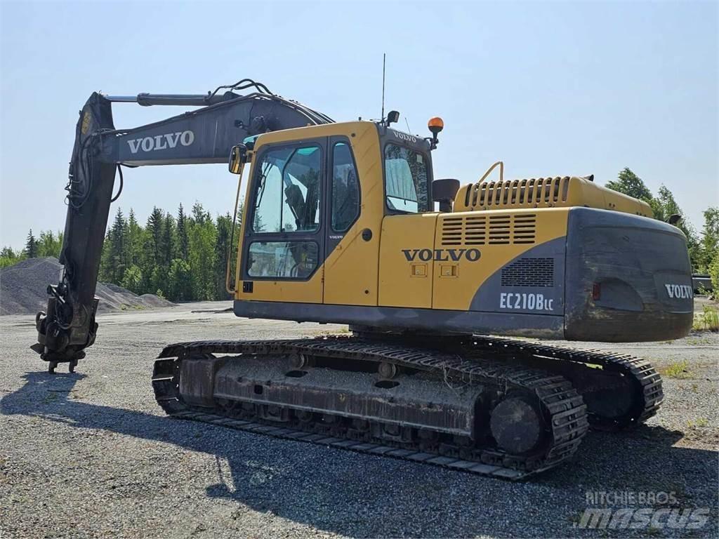 Volvo EC 210 B LC حفارات زحافة