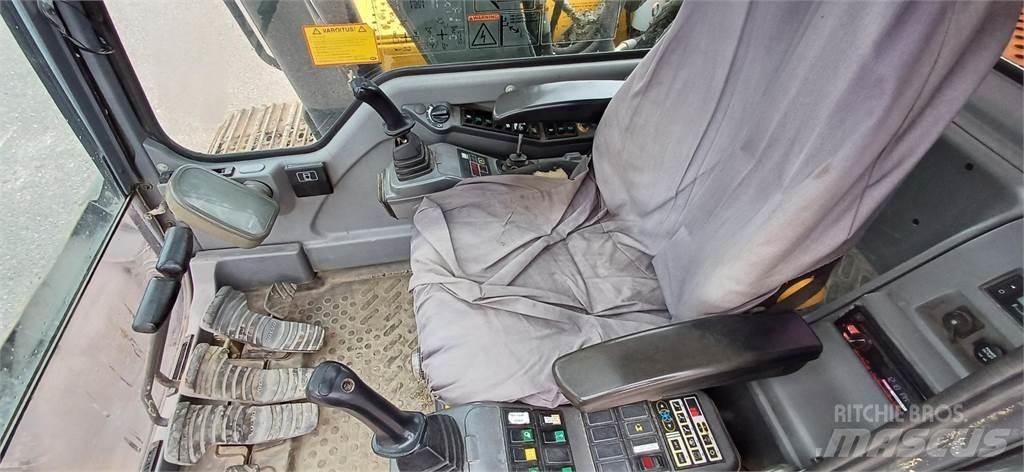 Volvo EC140BLC حفارات زحافة