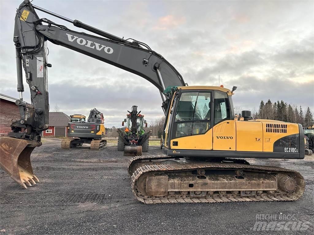 Volvo EC210CL حفارات زحافة