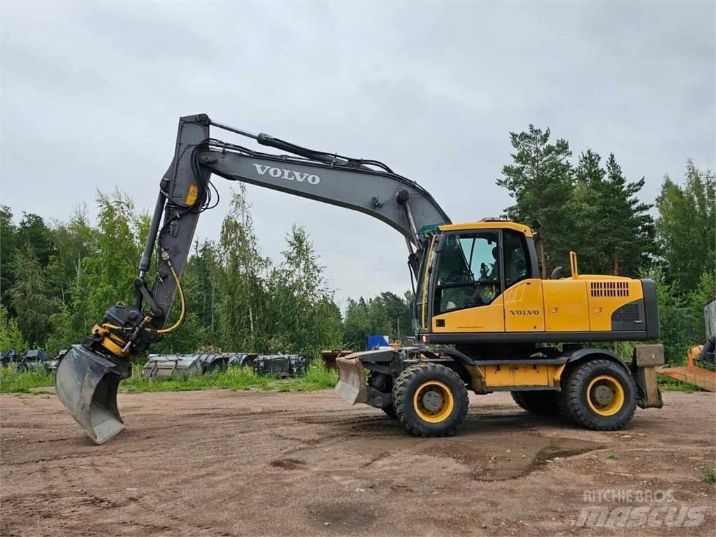 Volvo EW 180 C حفارات بعجل