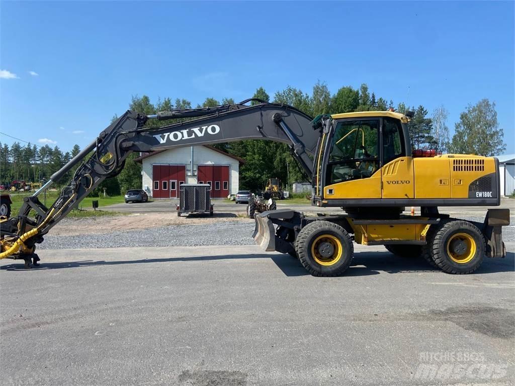 Volvo EW 180 C حفارات بعجل