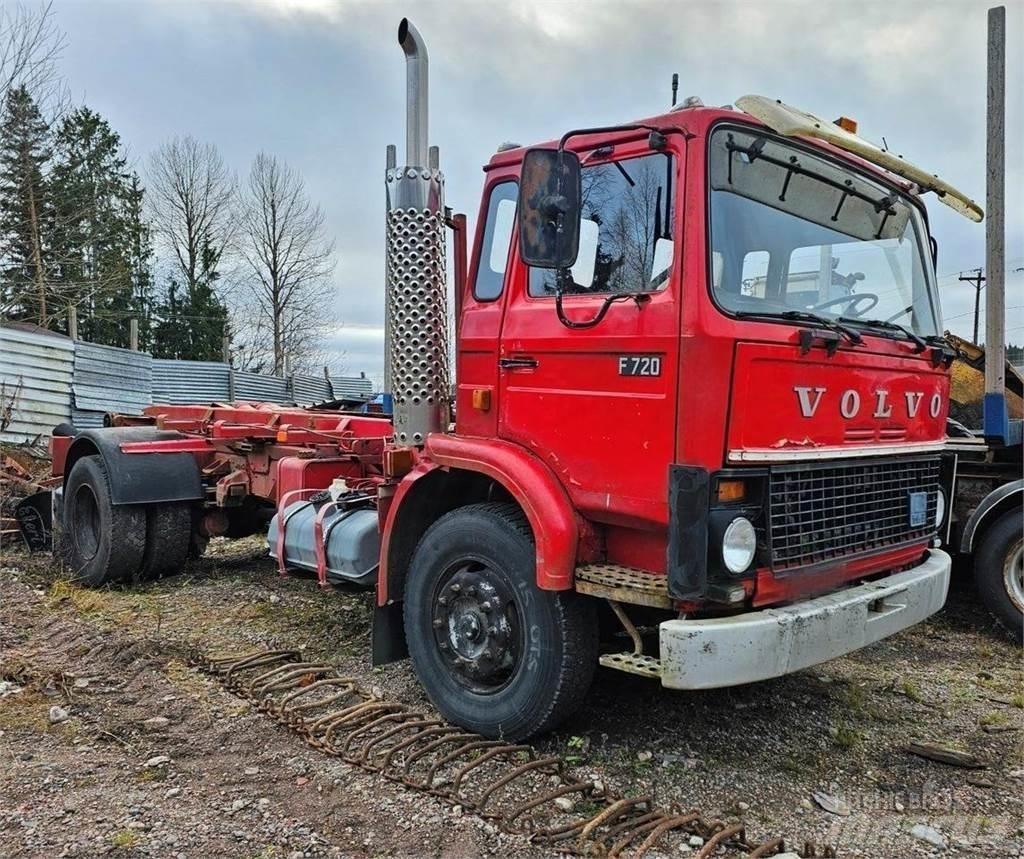 Volvo F720 شاحنات الرافعات الخطافية