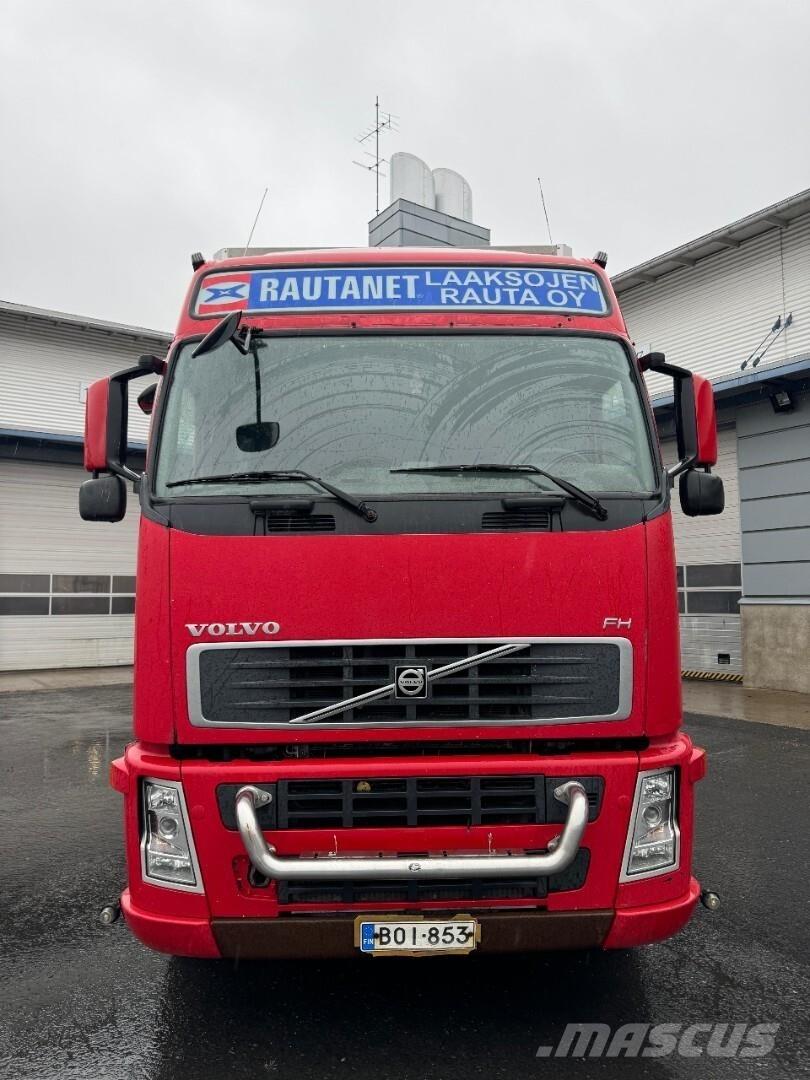 Volvo FH 440 6x2 شاحنات ذات هيكل صندوقي