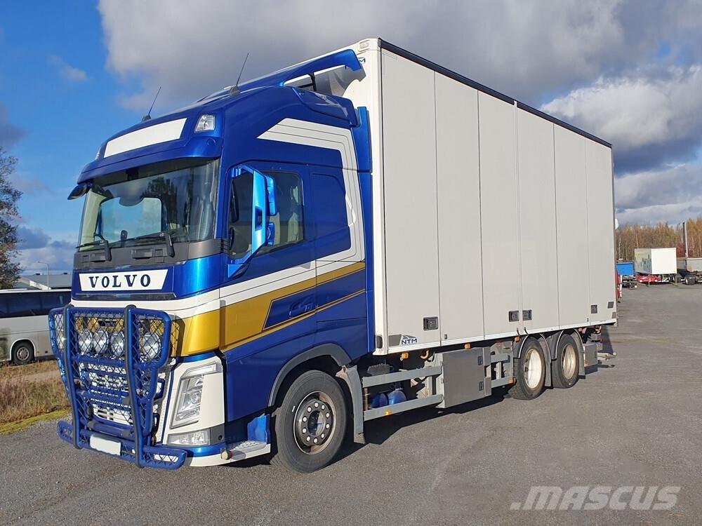 Volvo FH16 6x2 -17 شاحنات ذات هيكل صندوقي