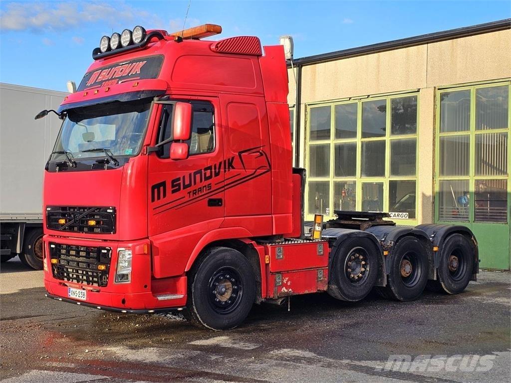 Volvo FH16 8x4 وحدات الجر