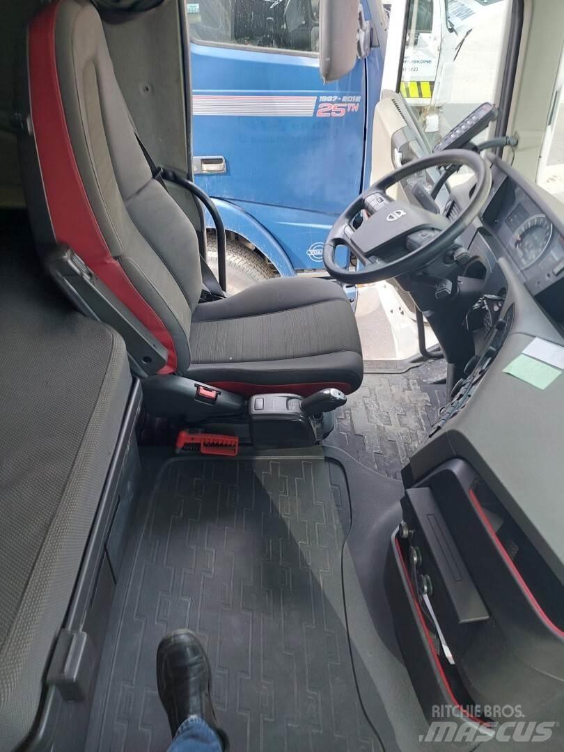 Volvo FH500 8x4 شاحنات الرافعات الخطافية