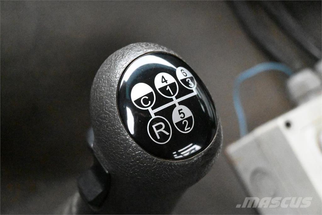 Volvo FM300 6x2 شاحنات الرافعات الخطافية