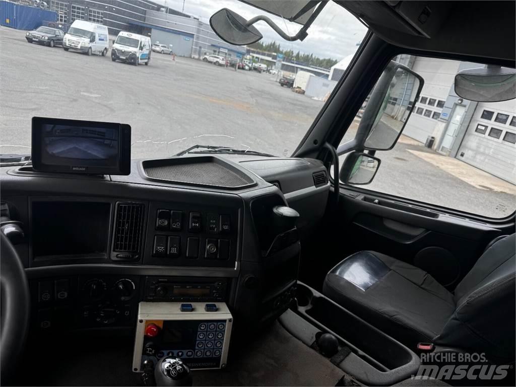 Volvo FM330 شاحنات أخرى