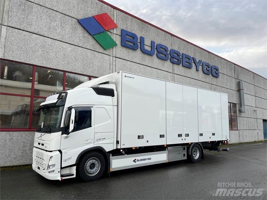 Volvo FM330 4x2 شاحنات ذات هيكل صندوقي