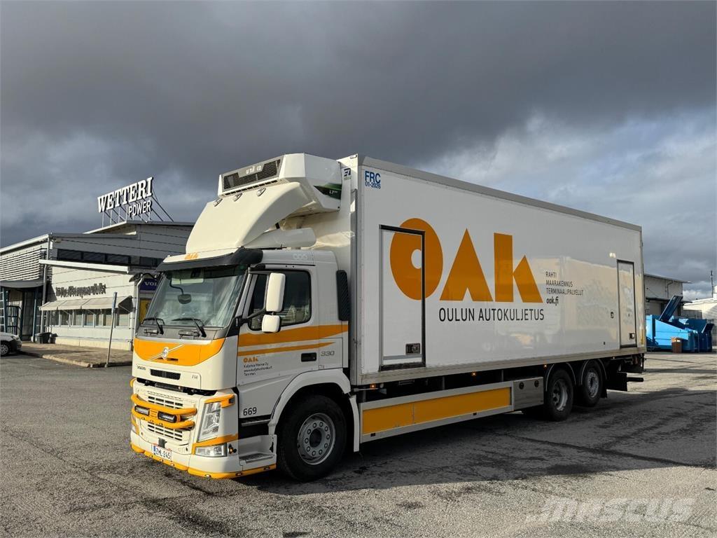 Volvo FM330 6x2 شاحنات بدرجة حرارة قابلة للضبط