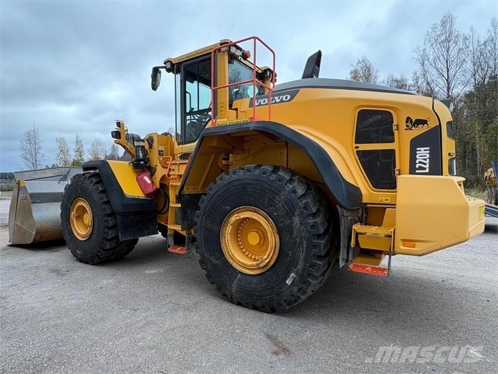 Volvo L 220 H لوادر بعجل