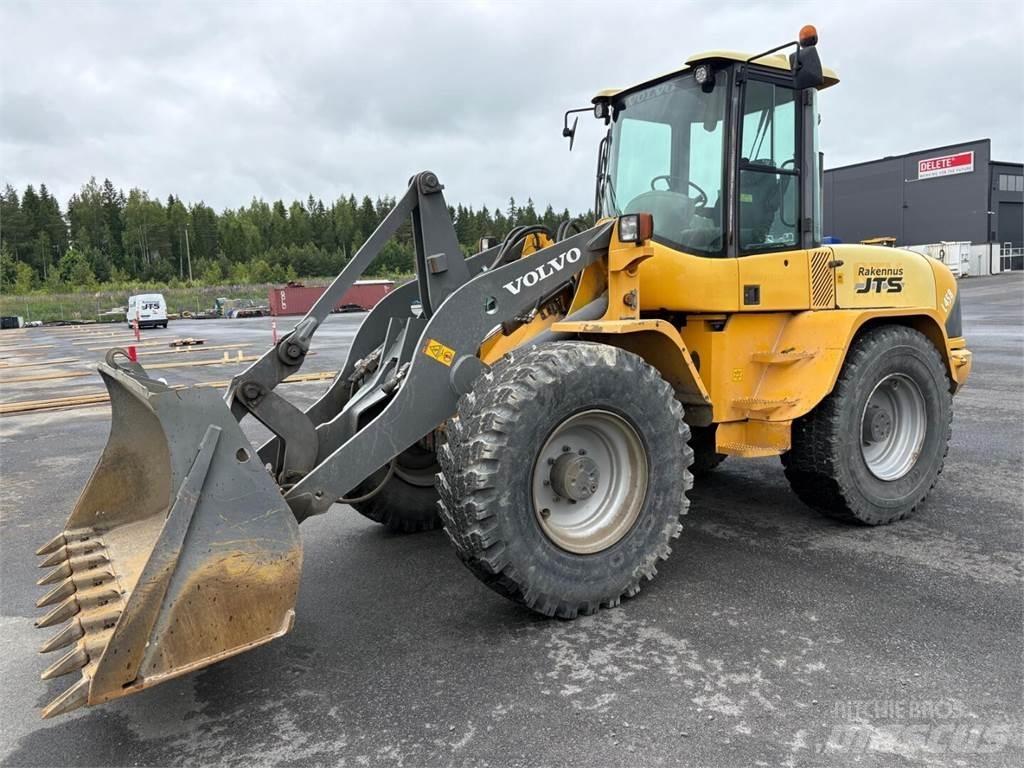 Volvo L 45 B لوادر بعجل