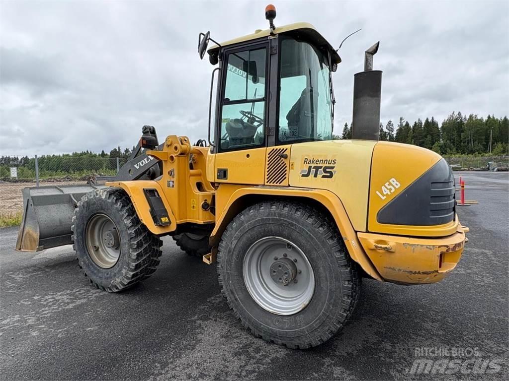 Volvo L 45 B لوادر بعجل