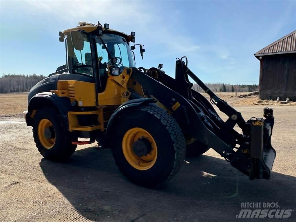 Volvo L 50 H S لوادر بعجل