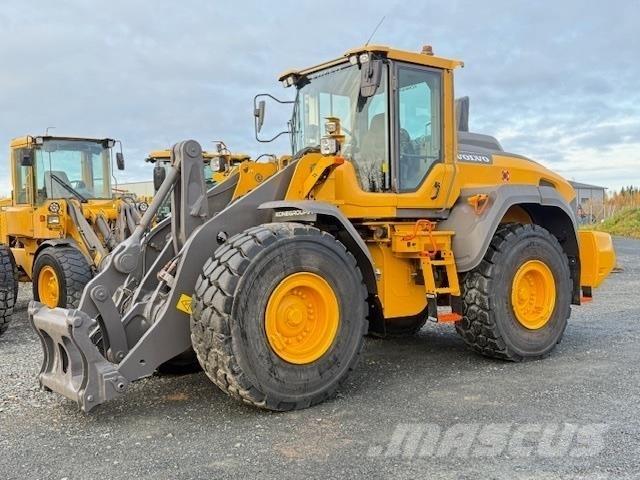 Volvo L120H لوادر بعجل