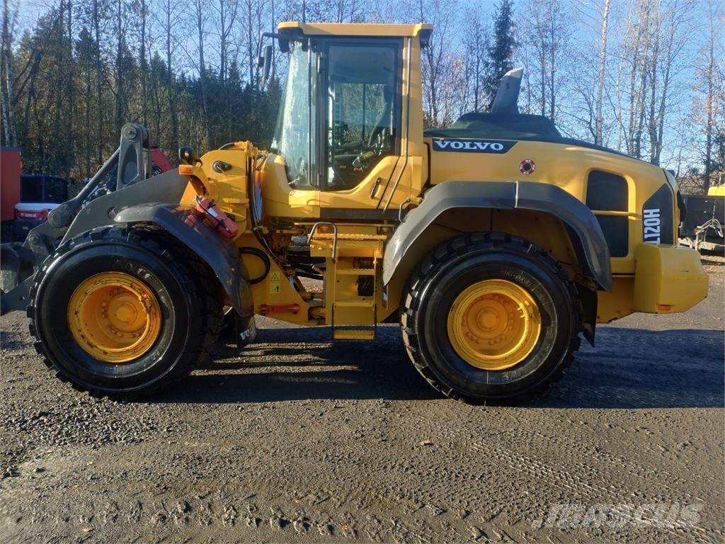 Volvo L120H لوادر بعجل