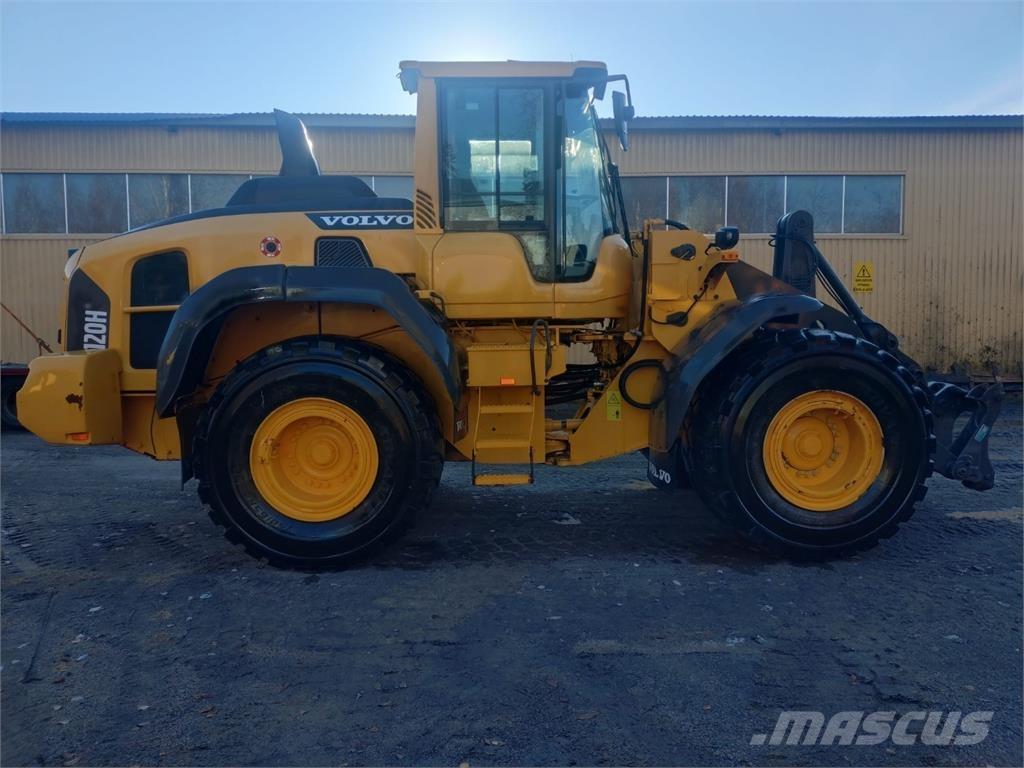 Volvo L120H لوادر بعجل