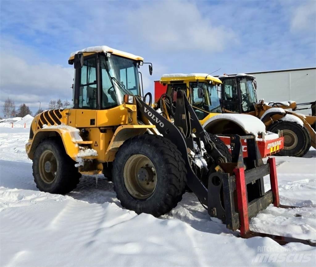 Volvo L40B لوادر بعجل