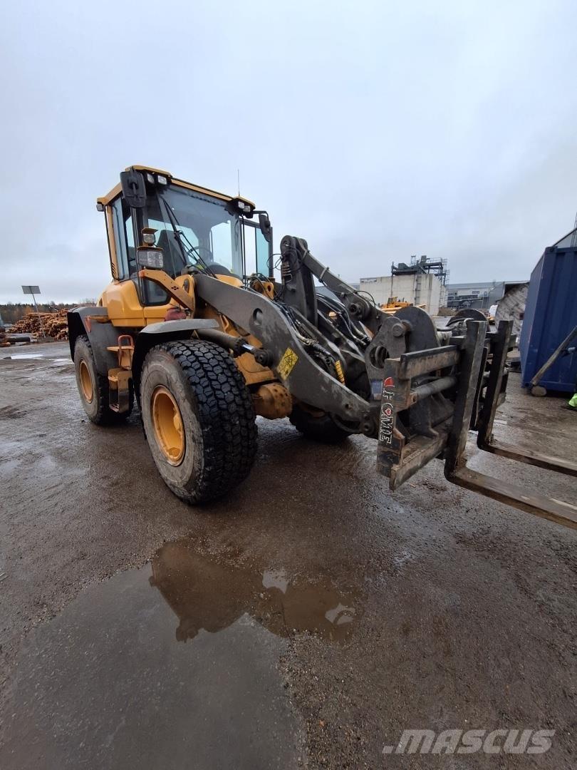 Volvo L60H لوادر بعجل