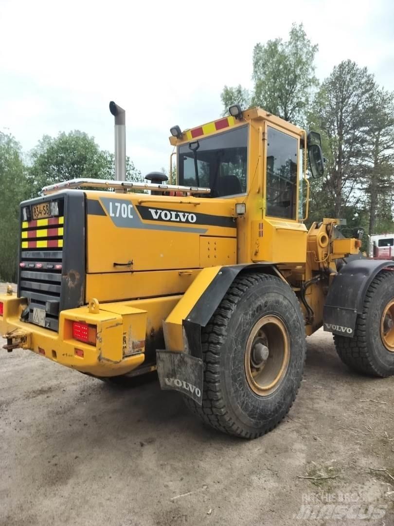 Volvo L70C لوادر بعجل