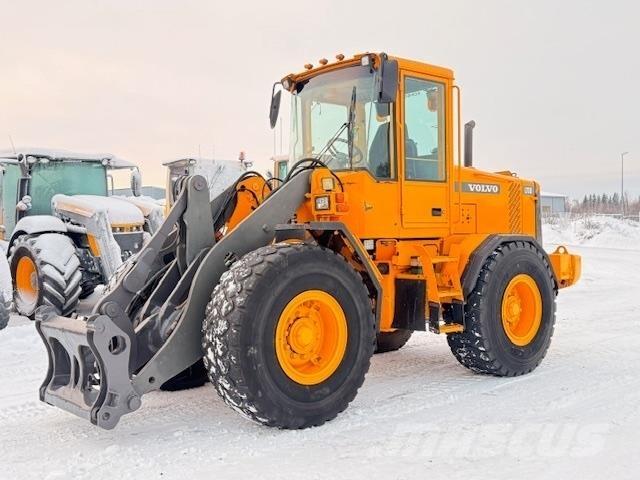 Volvo L70D لوادر بعجل