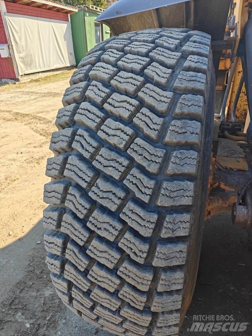 Volvo L70F لوادر بعجل