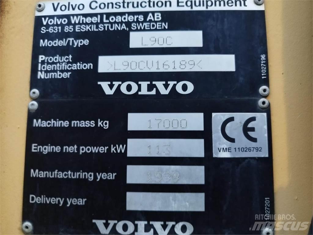 Volvo L90C لوادر بعجل