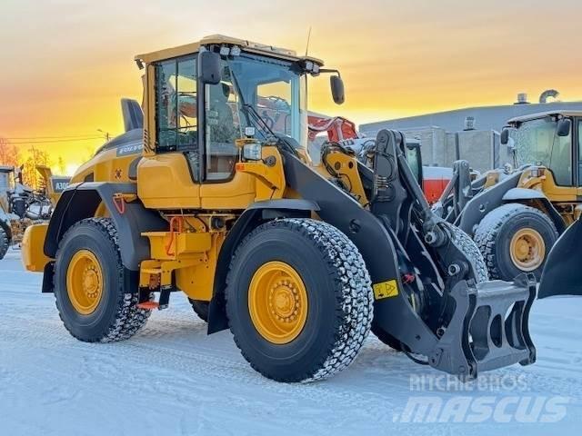 Volvo L90H لوادر بعجل