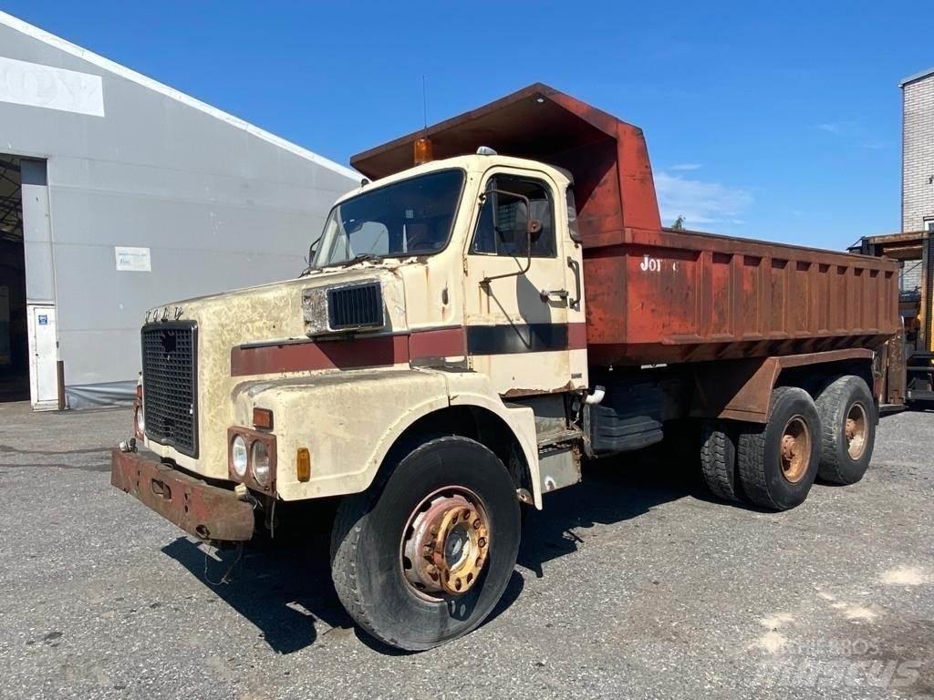 Volvo N12 6x4 شاحنات قلابة