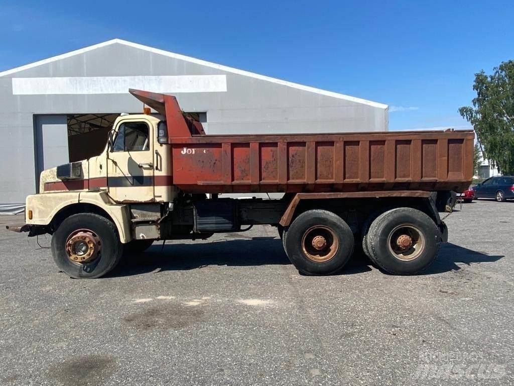 Volvo N12 6x4 شاحنات قلابة