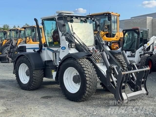 Wille 655c لوادر بعجل