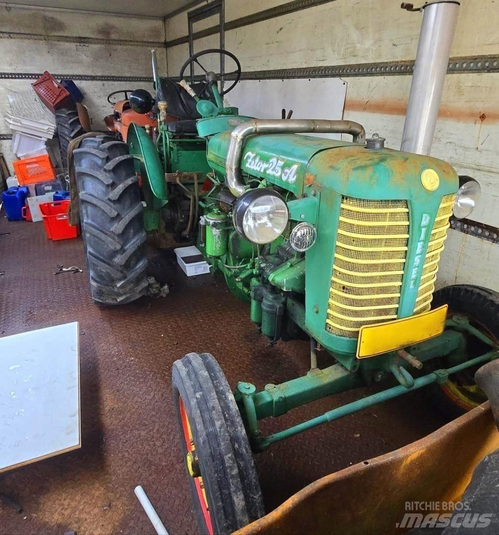Zetor 25 A الجرارات