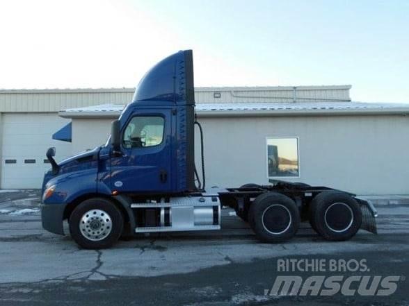 Freightliner CASCADIA 116 وحدات الجر