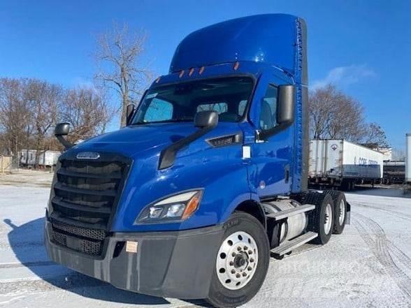 Freightliner CASCADIA 116 وحدات الجر