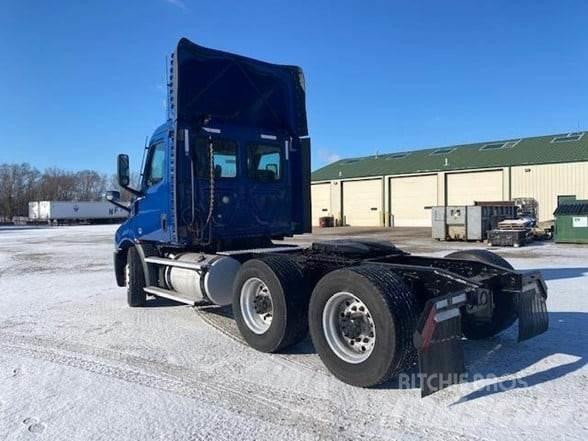 Freightliner CASCADIA 116 وحدات الجر
