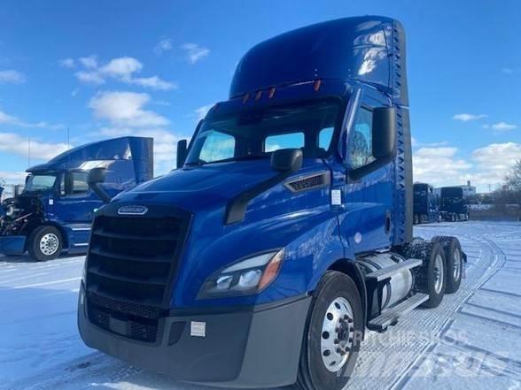 Freightliner CASCADIA 116 وحدات الجر