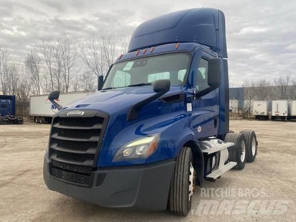 Freightliner CASCADIA 116 وحدات الجر