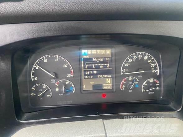 Freightliner CASCADIA 116 وحدات الجر