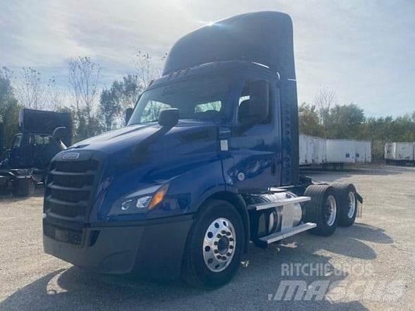 Freightliner CASCADIA 116 وحدات الجر