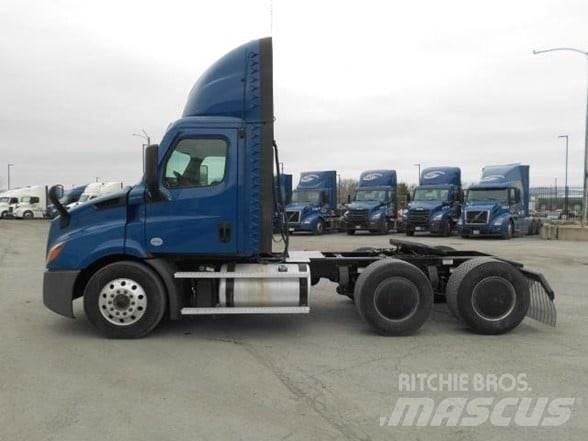 Freightliner CASCADIA 116 وحدات الجر