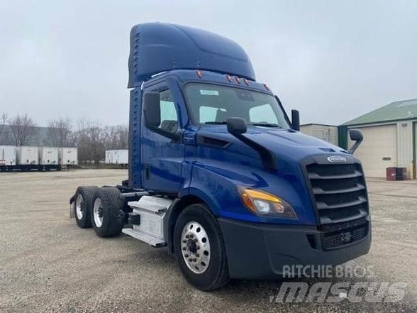 Freightliner CASCADIA 116 وحدات الجر