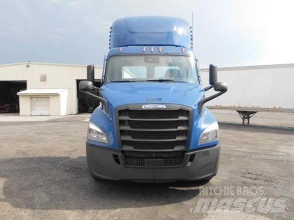 Freightliner CASCADIA 116 وحدات الجر
