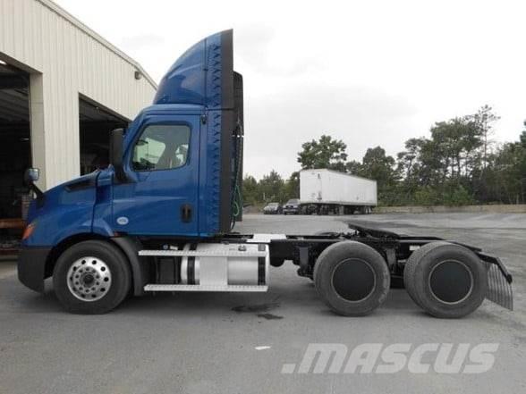 Freightliner CASCADIA 116 وحدات الجر