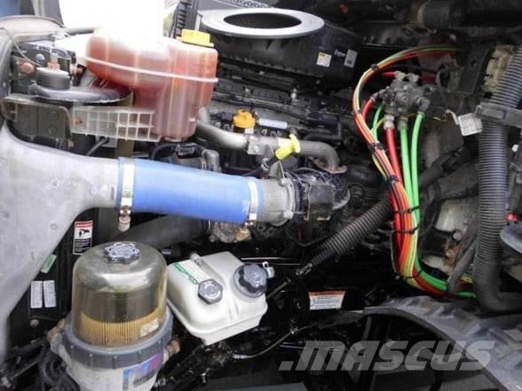 Freightliner CASCADIA 116 وحدات الجر