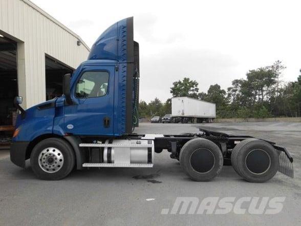 Freightliner CASCADIA 116 وحدات الجر