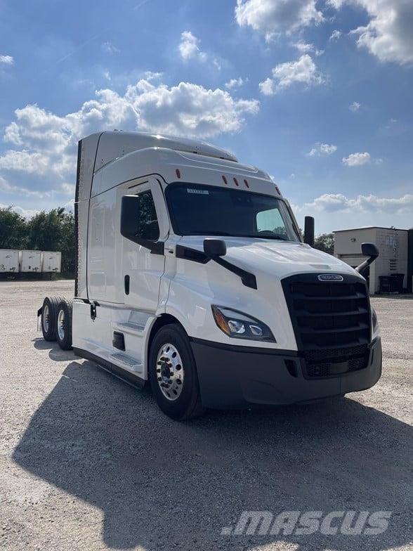 Freightliner CASCADIA 116 وحدات الجر